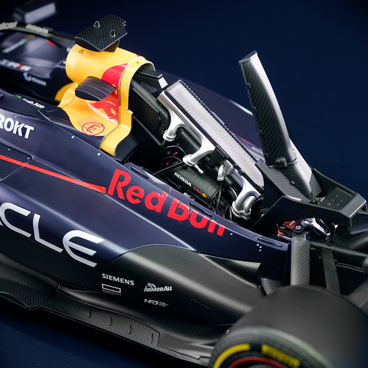 Oracle Red Bull Racing RB19 - Fanhome US