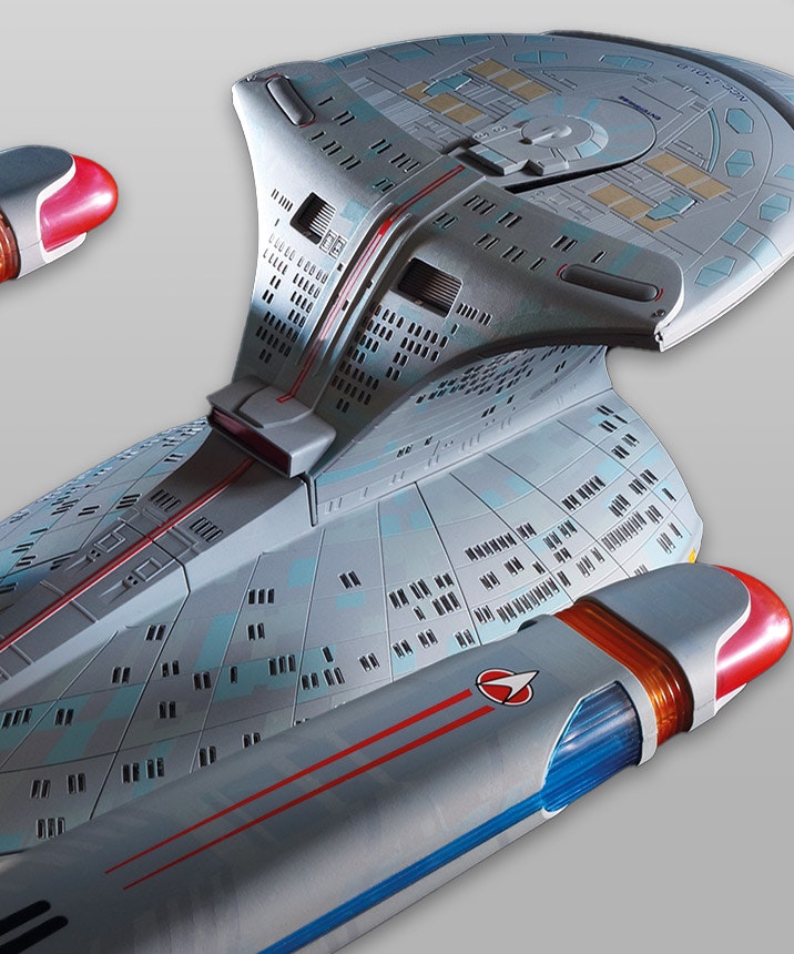 U.S.S. ENTERPRISE STAR TREK 16インチモデル船 Cover_photo_of_USS_Enterprise_