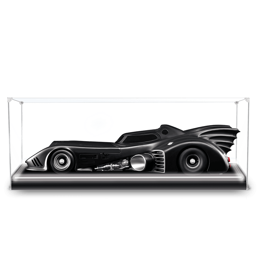 Bild des schwarzen Batmobils von 1989 in einer transparenten Vitrine.